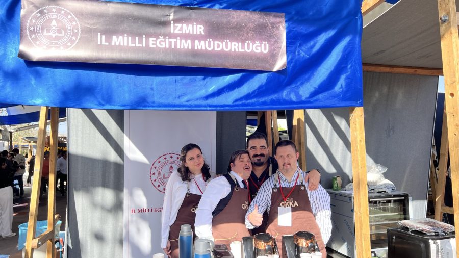 Bir Kahvenin 40+1 Yıl Hatırı Vardır!